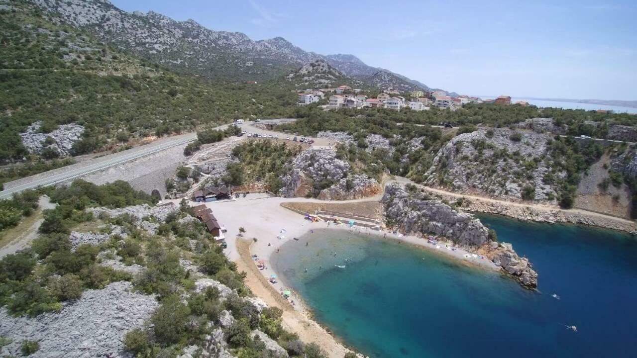 Apartmani Cindric Karlobag Kültér fotó